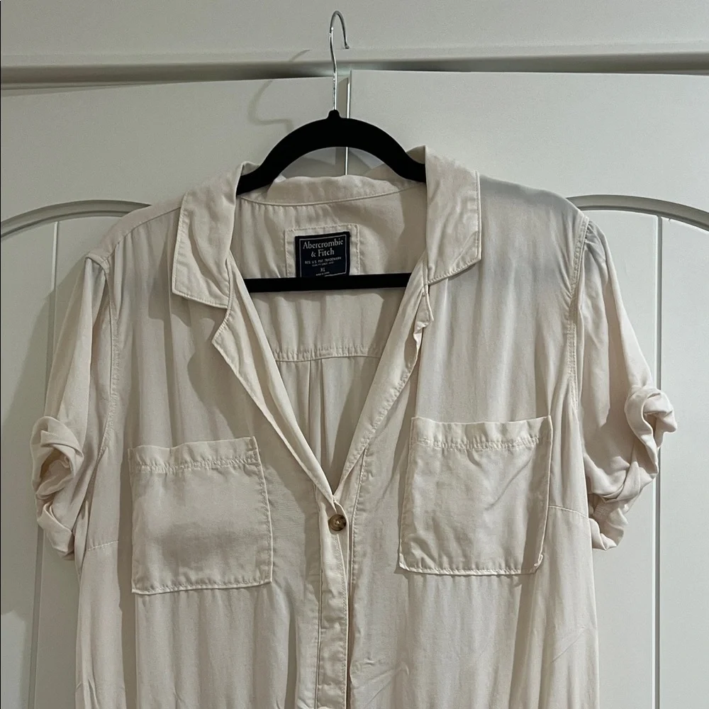 Abercrombie & Fitch Off-White Button-Up Shirt - Picture 3 of 8